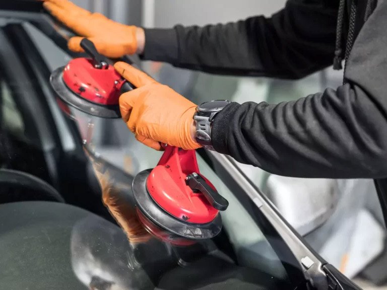 Glasschaden DNC Spritzwerk Schönengtund